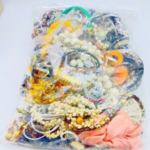 Crafters Junk Jewelry Lot G 4+ Pounds